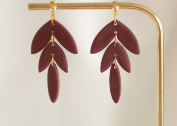 Burgundy leaf