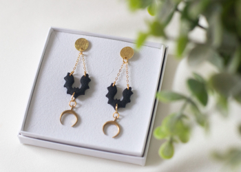 Halloween bat earrings