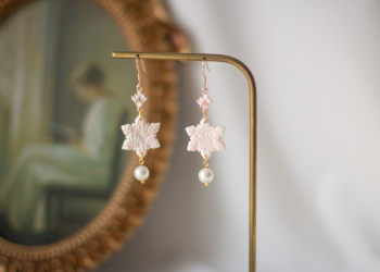 Snowflake earrings
