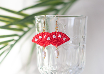 Fan earrings