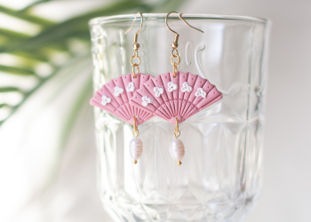 Fan earrings